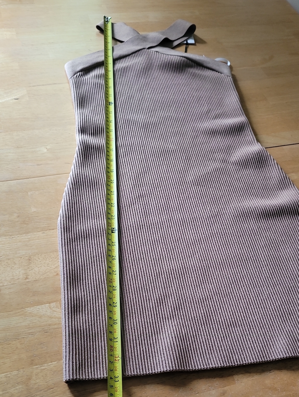 ARITZIA Babaton Sculpt Knit Criss Cross Ribbed Halter Sheath Dress - Picture 10 of 14